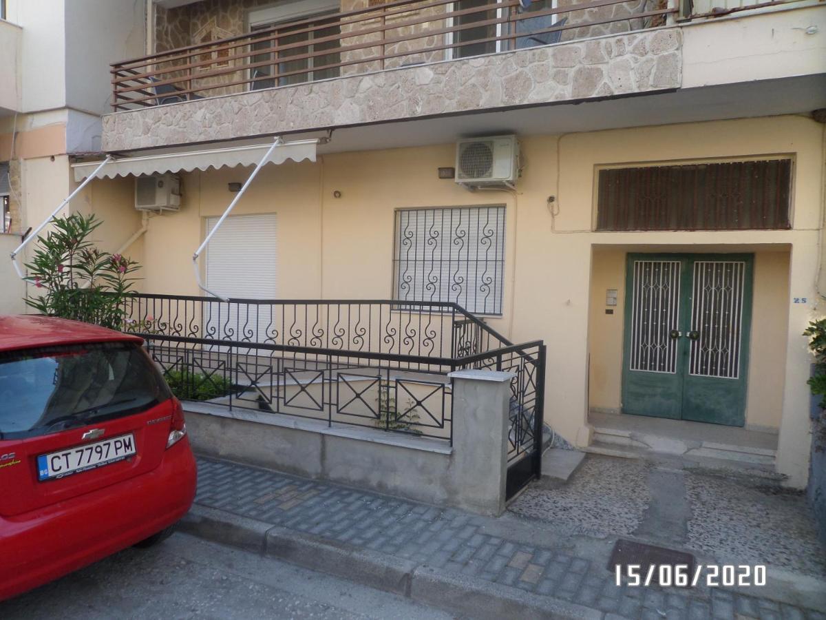 Anais Apartment เนอาเปรามอส ภายนอก รูปภาพ