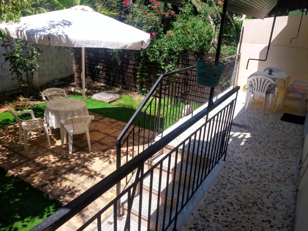 Anais Apartment เนอาเปรามอส ภายนอก รูปภาพ